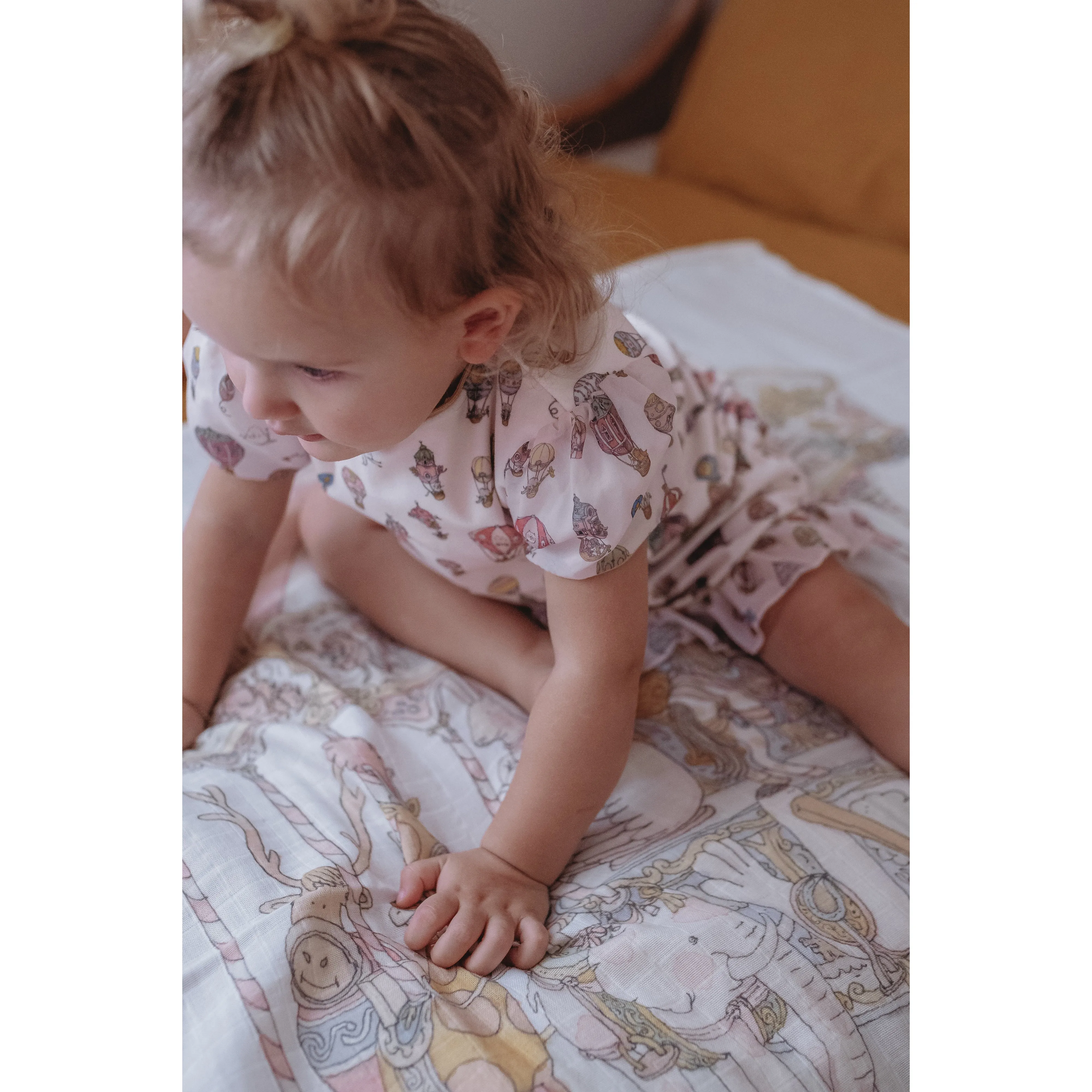 Atelier Choux Muslin Carousel