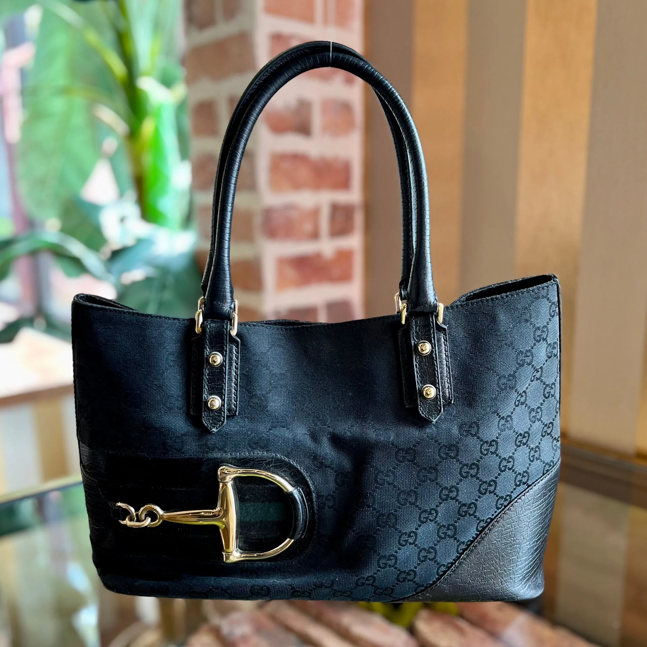 GUCCI Black GG Monogram Horsebit Shoulder Bag