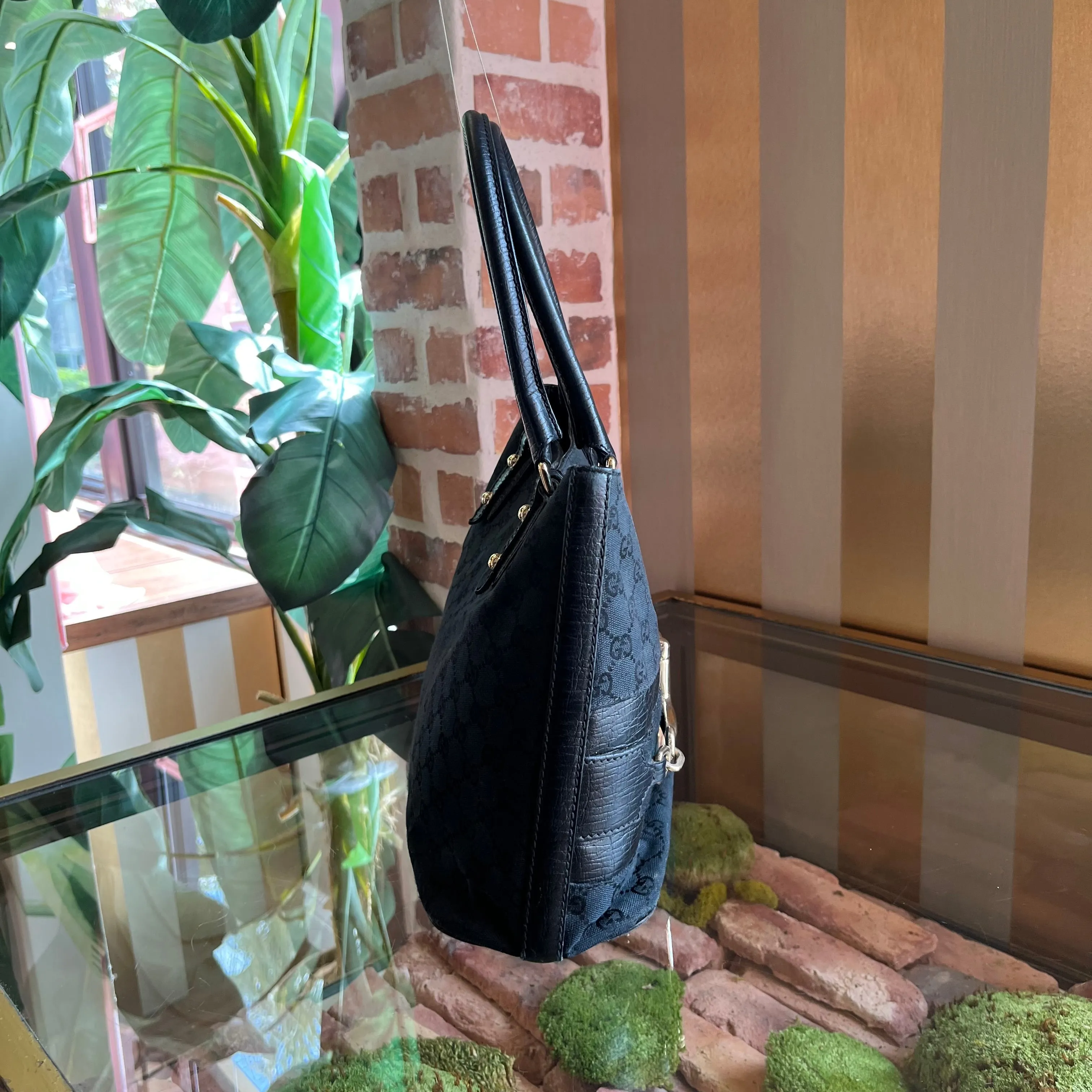 GUCCI Black GG Monogram Horsebit Shoulder Bag