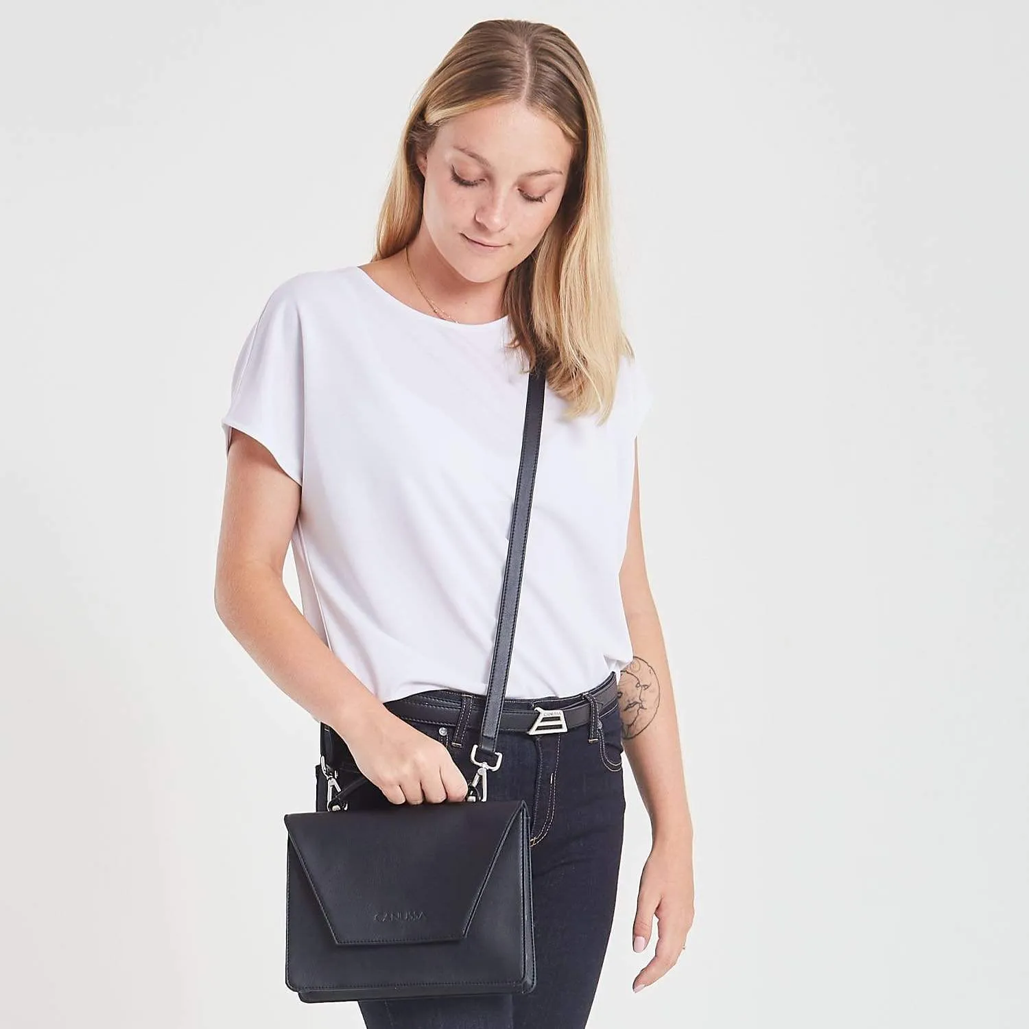 Hybrid Maxi Versatile Vegan Leather Crossbody | Black