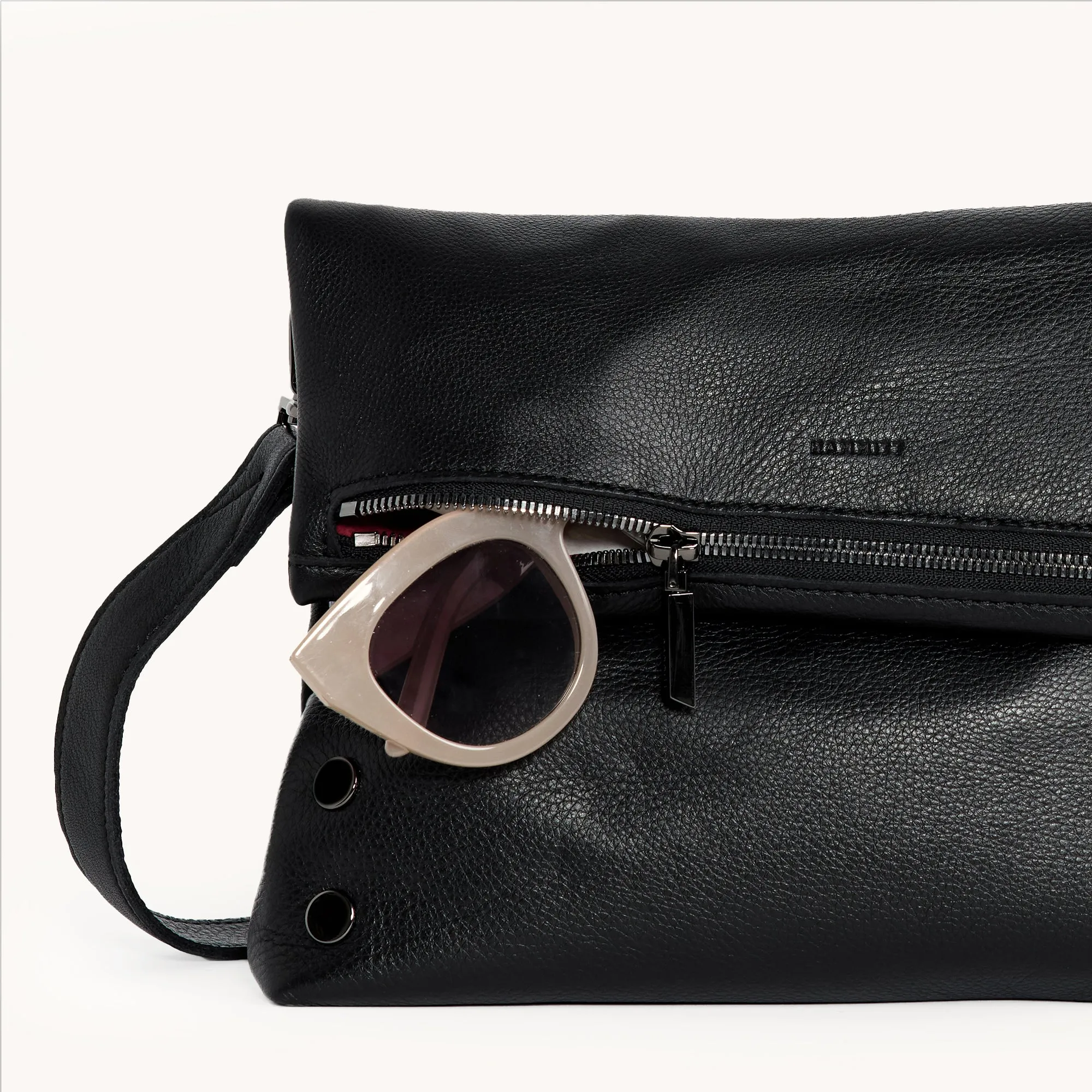 VIP | Black/Gunmetal | Lrg
