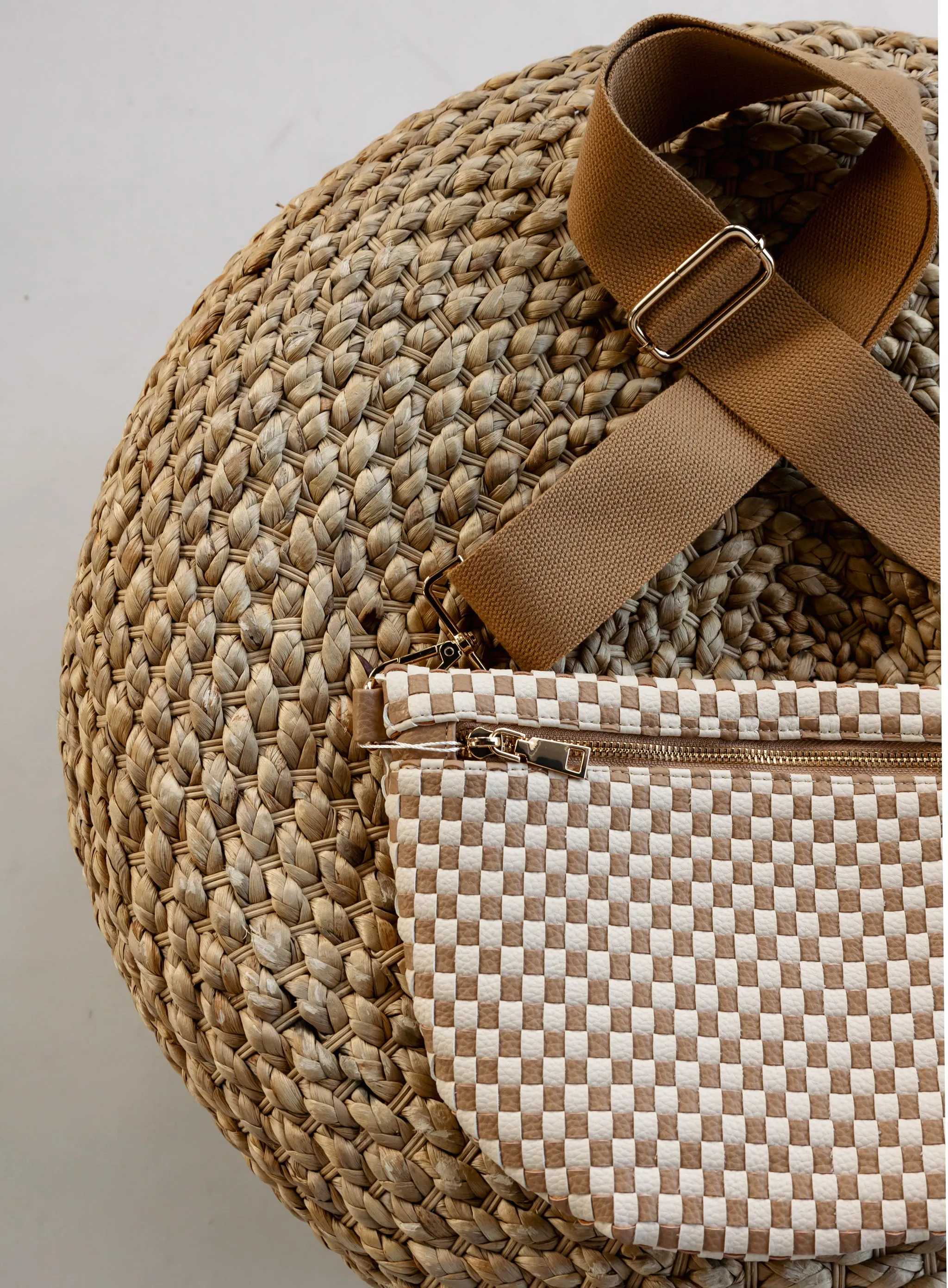 Westlyn Woven Bum Bag - Checkered Tan